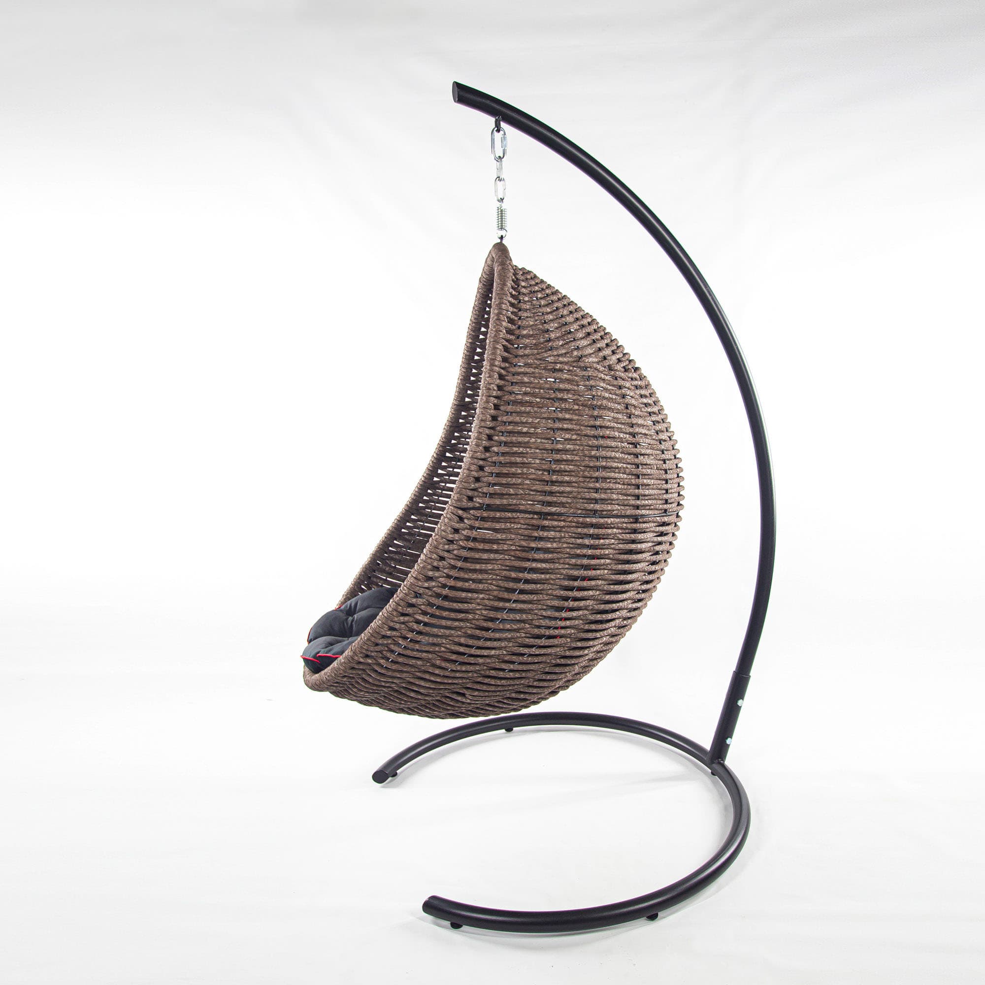 Мебель из ротанга плетеное подвесное кресло-кокон коричневый черная подушка