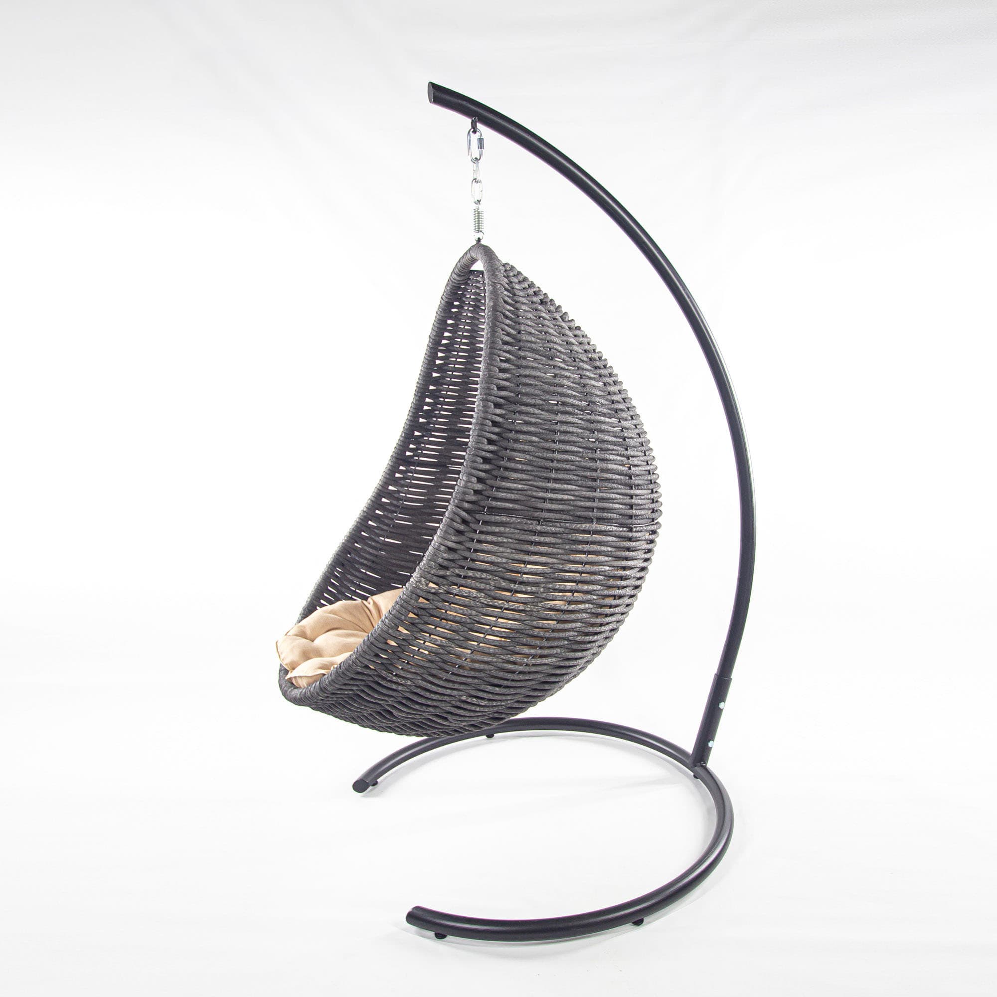 Мебель из ротанга плетеное подвесное кресло-кокон черный бежевая подушка